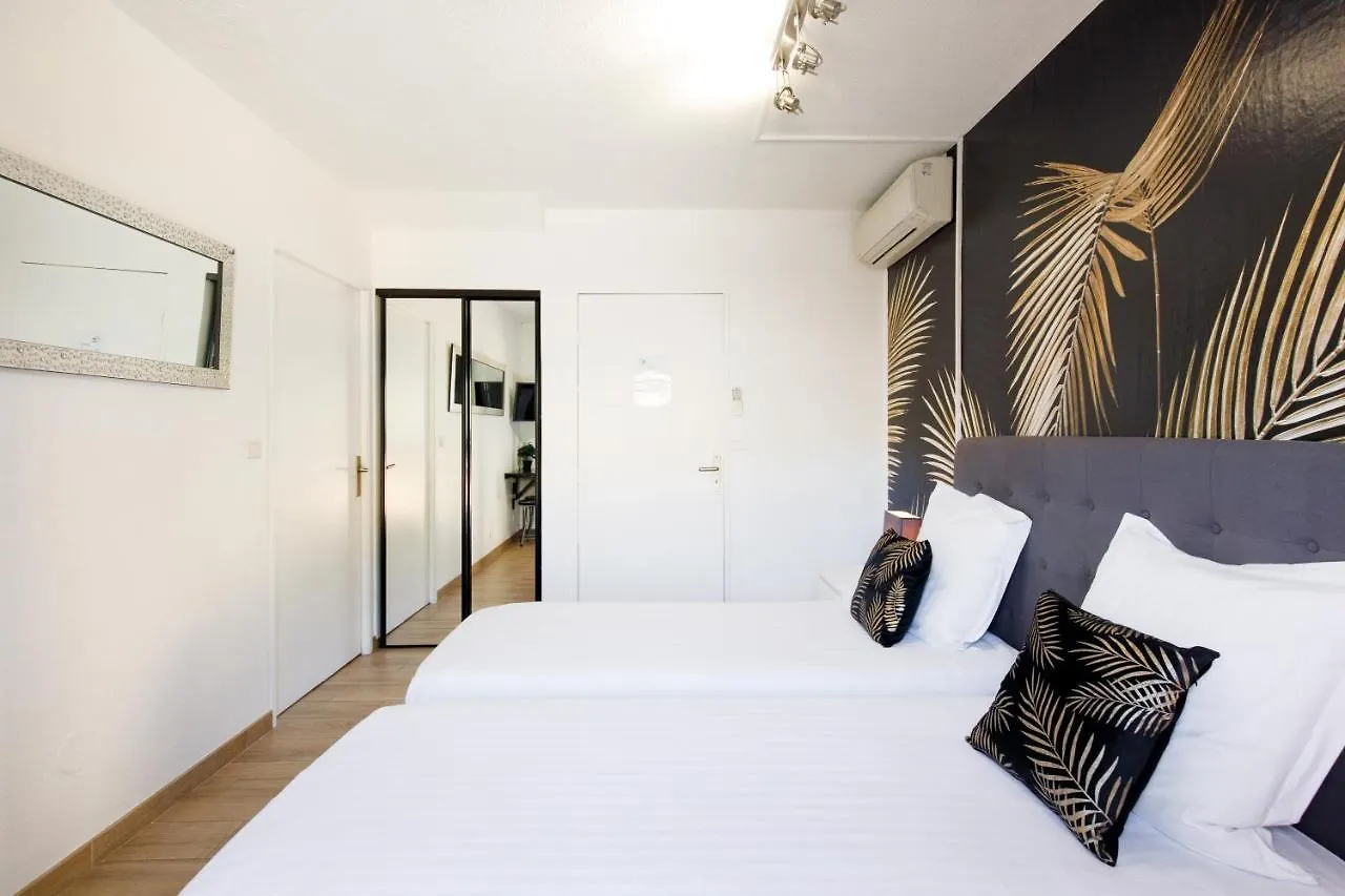 Studio Au Calme, Avec Terrasse Et Parking A Eze Village contacts