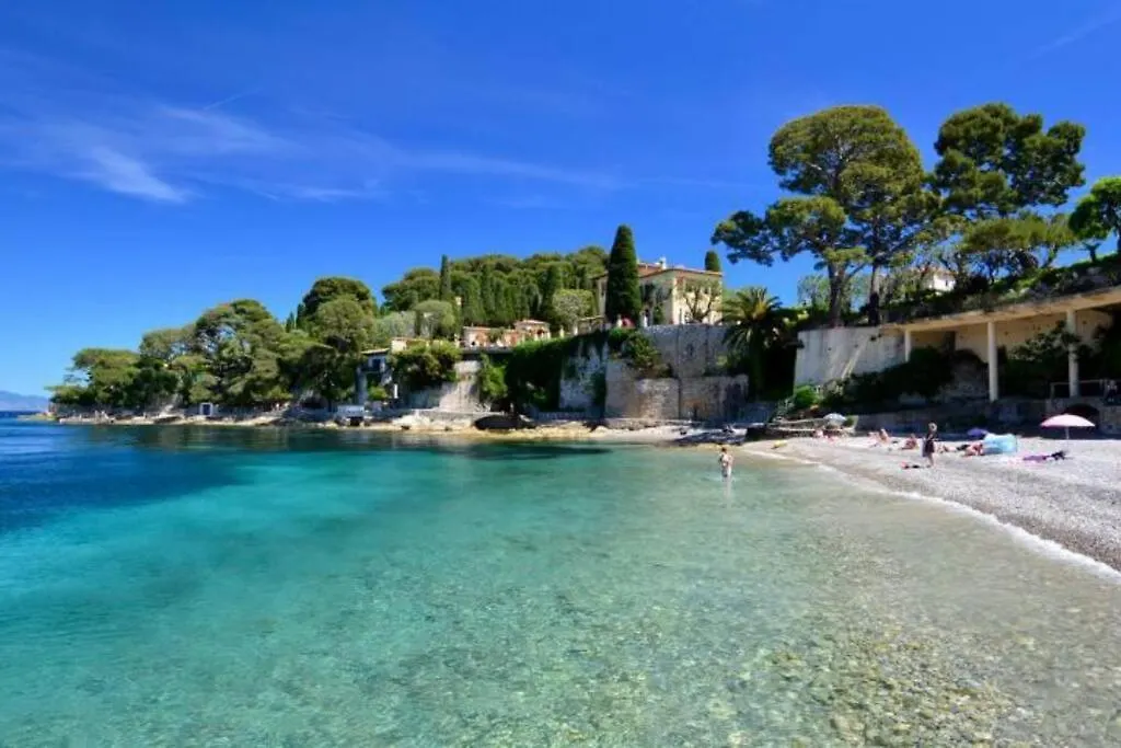 Studio Au Calme, Avec Terrasse Et Parking A Eze Village Apartamento